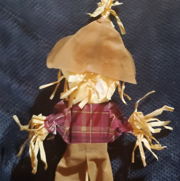 Fall, scarecrow decoratives - Picture 5 of 11